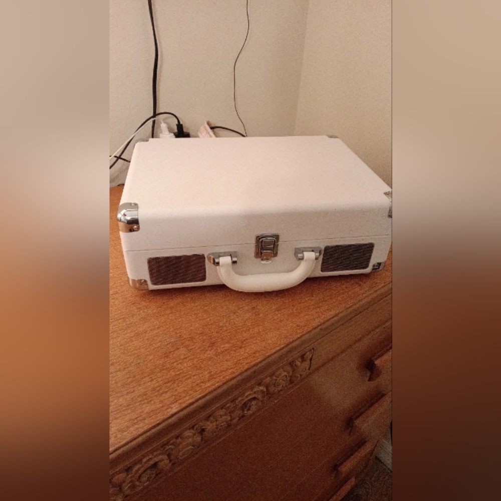 Victrola Canvas Record Player